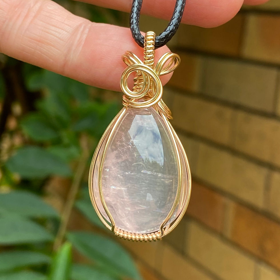 Thumbnail: Rose Quartz Pendant - Gold