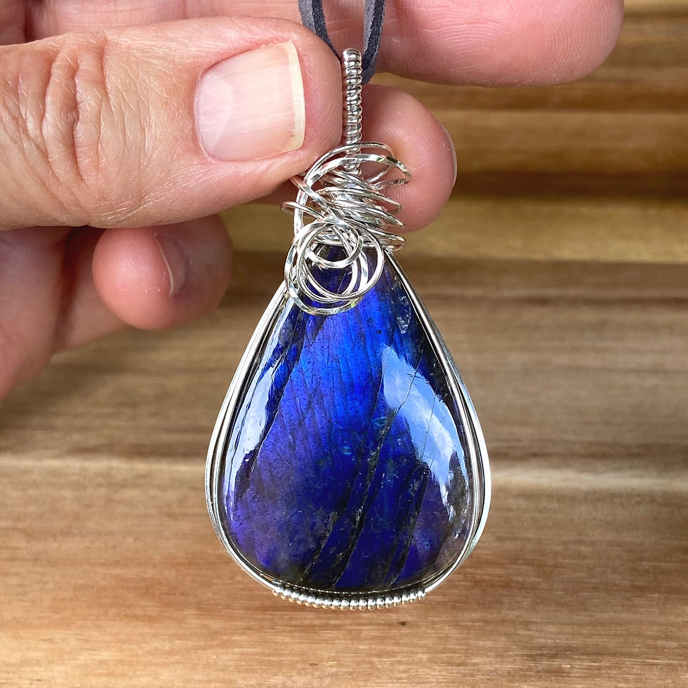 Thumbnail: Labradorite Pendant
