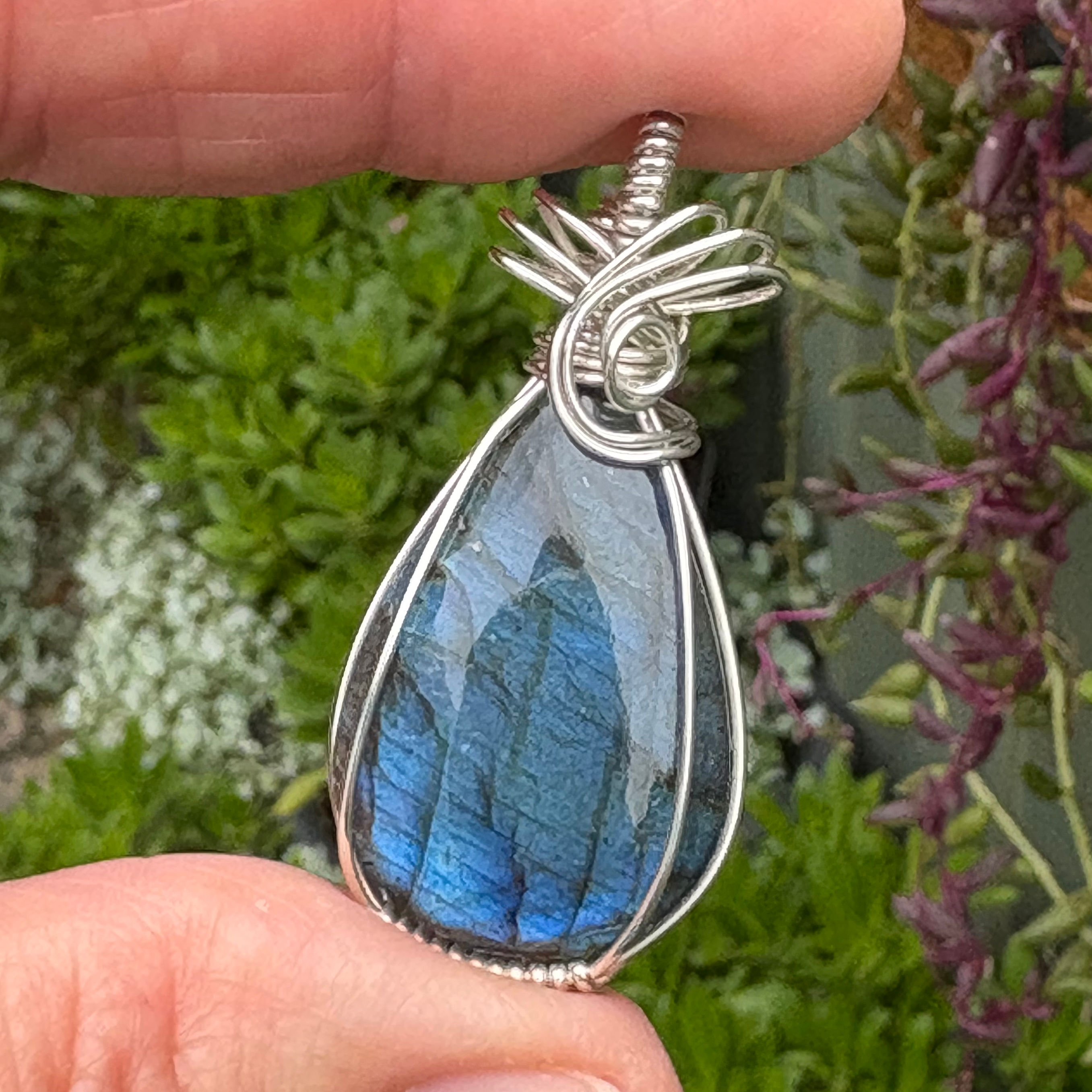 Blue Labradorite Pendant