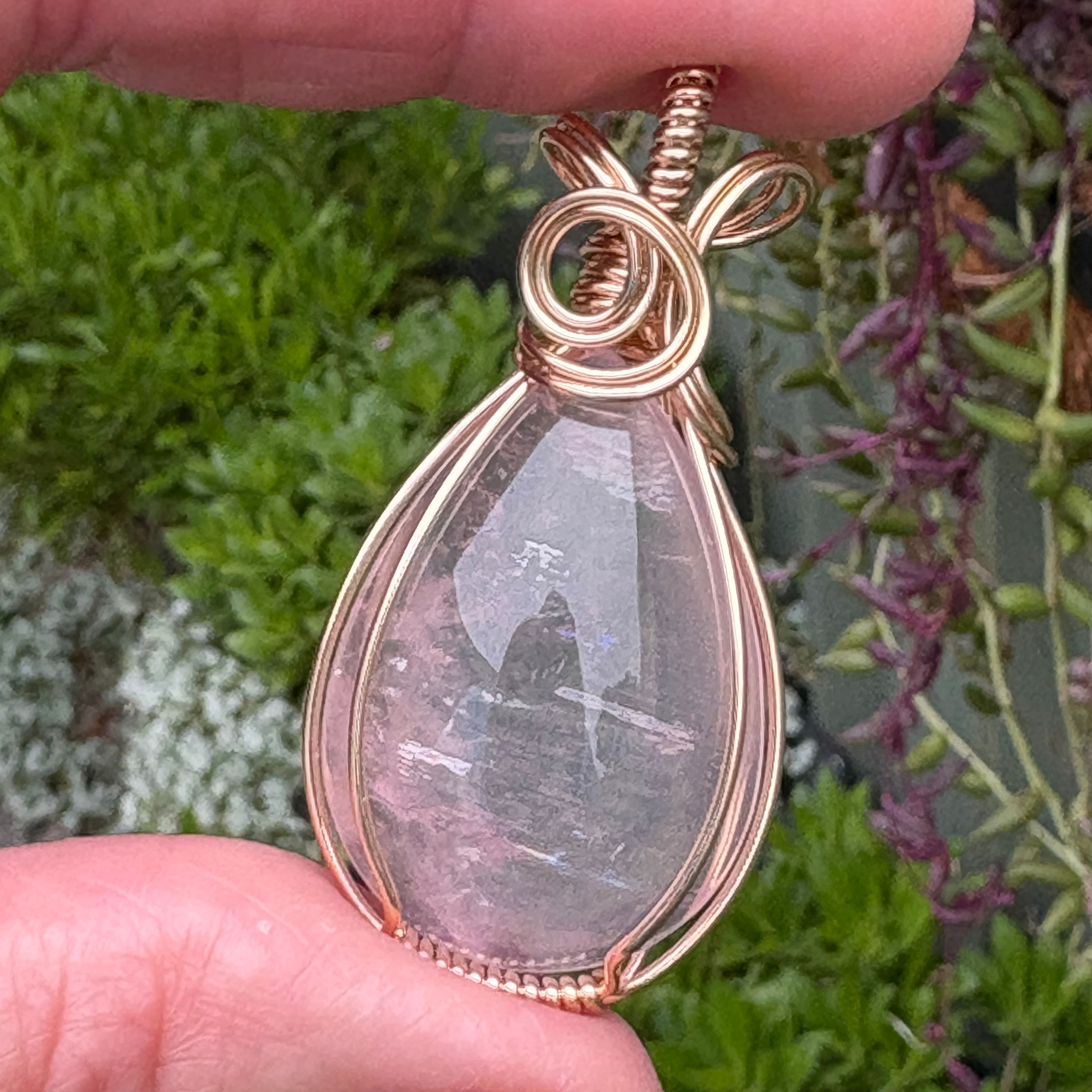 Rose Quartz Pendant - Gold