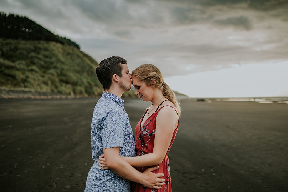 Sandra + Luke | Raglan, Waikato | Engagement