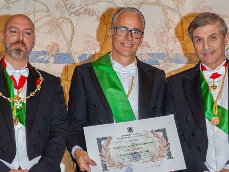 Don Jesús García Tello Condecorado