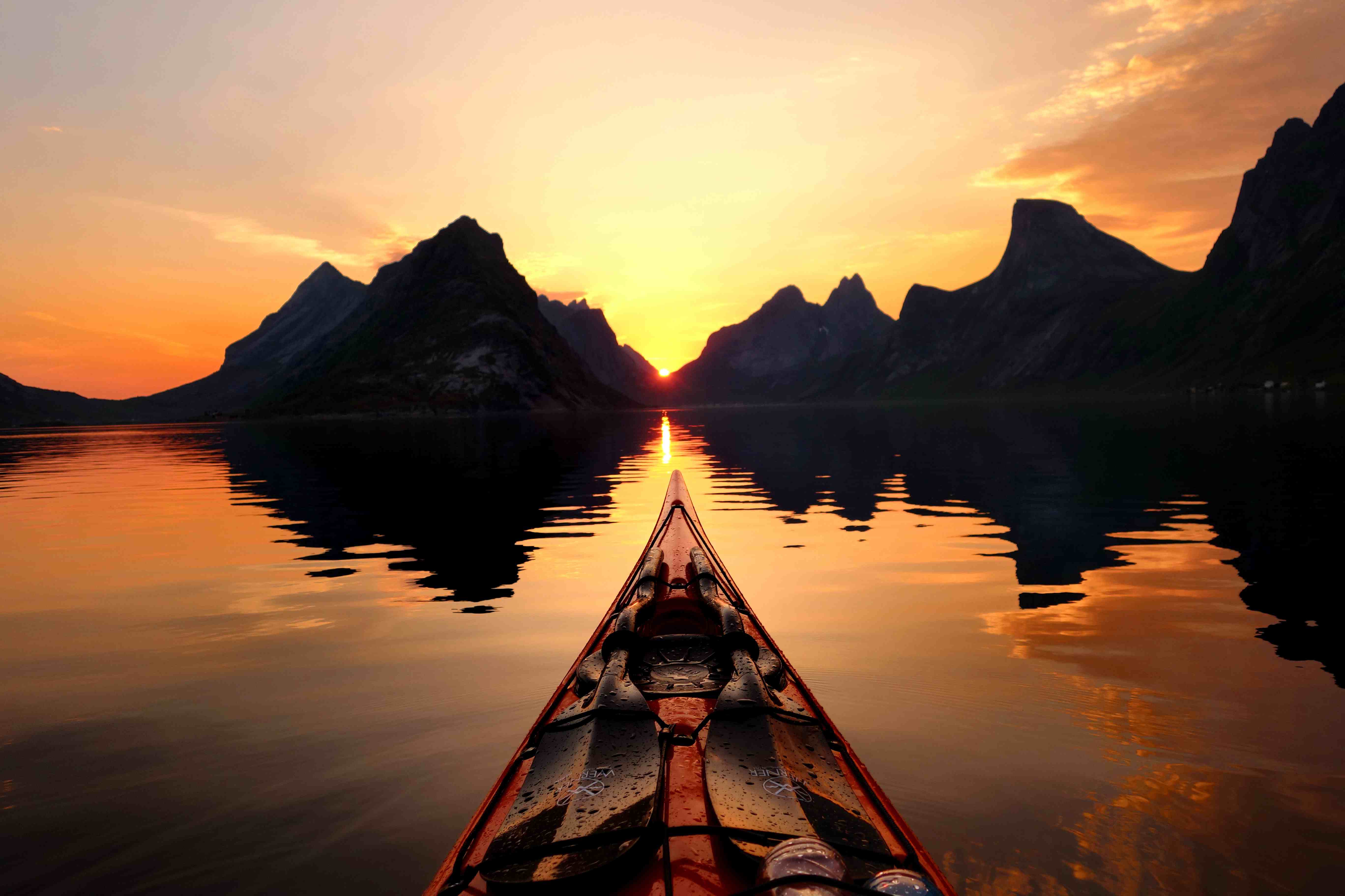 Experience the midnight sun in Lofoten, Norway