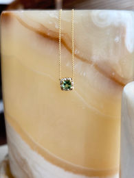 looking for a subtle treasure that goes with almost everything?
this 18k yellow gold pendant features a lush green tourmaline, surrounded by natural and champagne diamonds.
comes with a 40cm 18k yellow gold chain – length can be tailored to fit you perfectly.