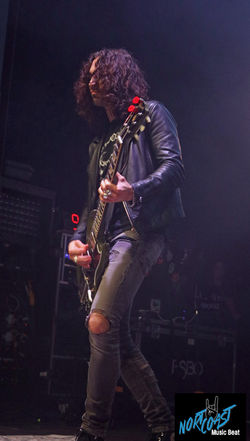 Frank Sidoris Mammoth