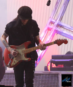 Mick Mars