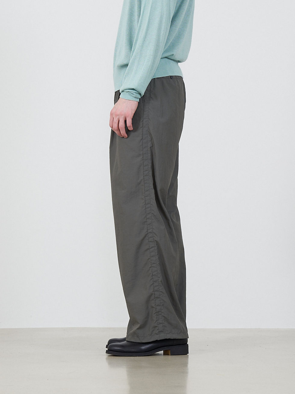 YOKE NYLON TASLAN WIDE-LEG EASYTROUSERS YOKE NYLON TASLAN WIDE-LEG EASYTROUSERS