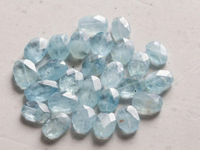 Pierre du mois de mars : l’Aigue-Marine