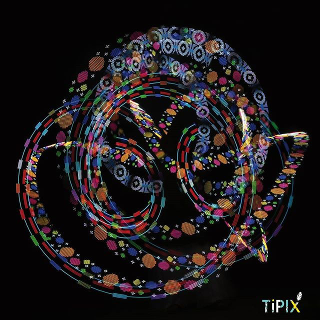 Light painting | STUDiO TiPIX HAPPENiNG