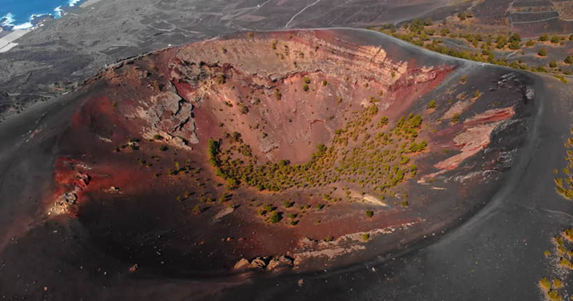 volcán San Antonio La Palma cráter vista aérea Fuencaliente