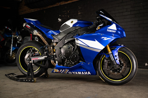 Yamaha YZF-R1 2009 Track Bike racecenter