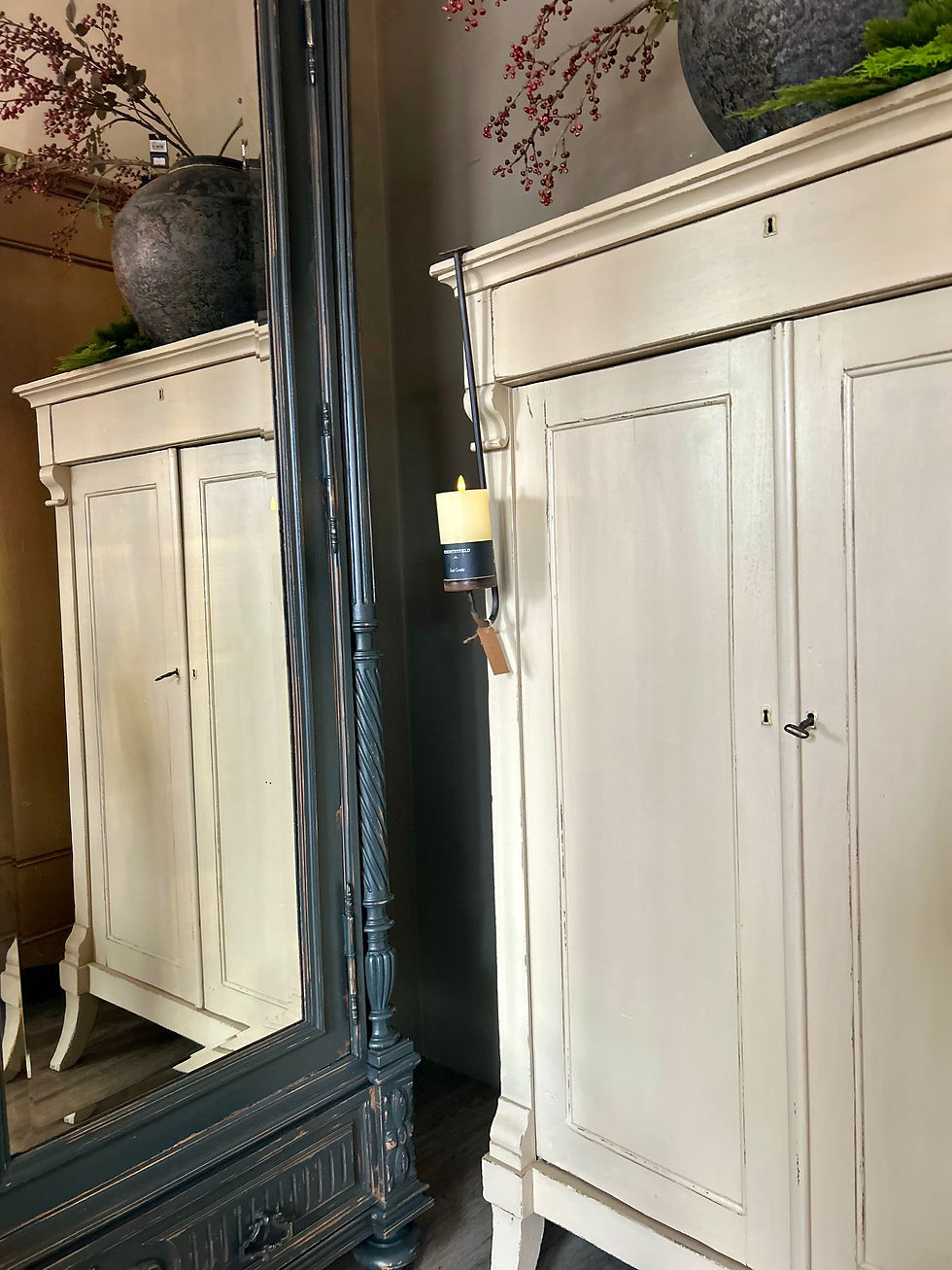 Thumbnail: Antieke Meidenkast 