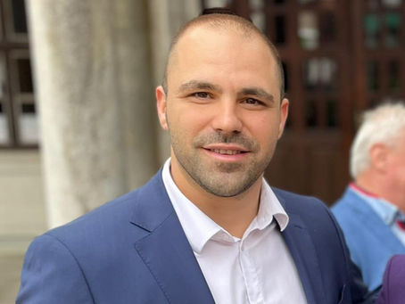 Георги Недев, заместник-кмет на Велико Търново, споделя как Община и родители могат заедно да подобрят средата за децата на Велико Търново