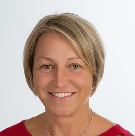 Karin Hofer.jpg