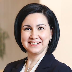 Stefanie Huber_SparkasseOÖ_P1A2476_by Zoe G oldstein.jpg