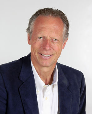 Chris-Staeger-London-Real-Estate-Agent.j