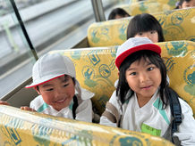 長期預かり保育期間もバス運行中🚌💨