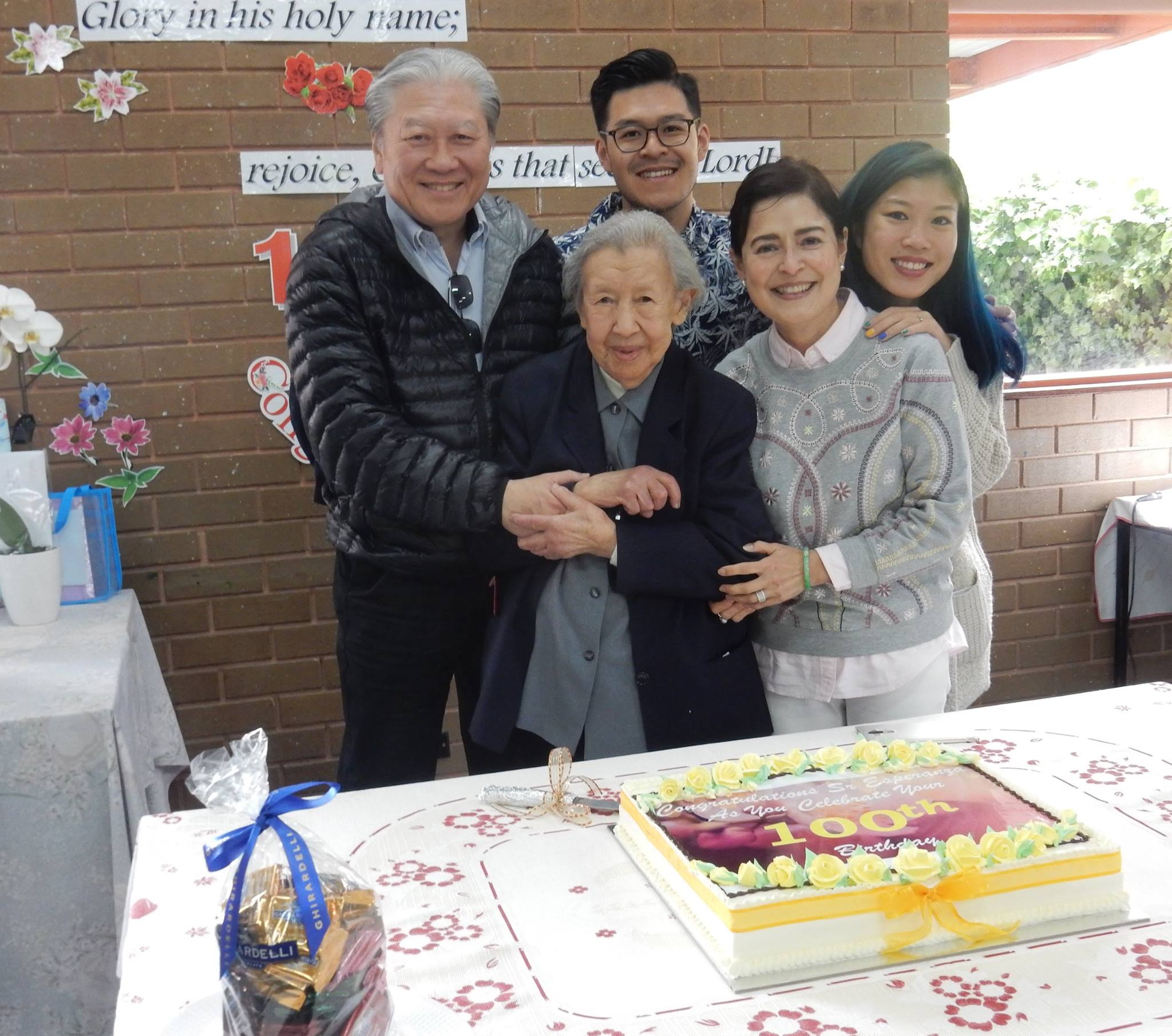 esperanza niece family