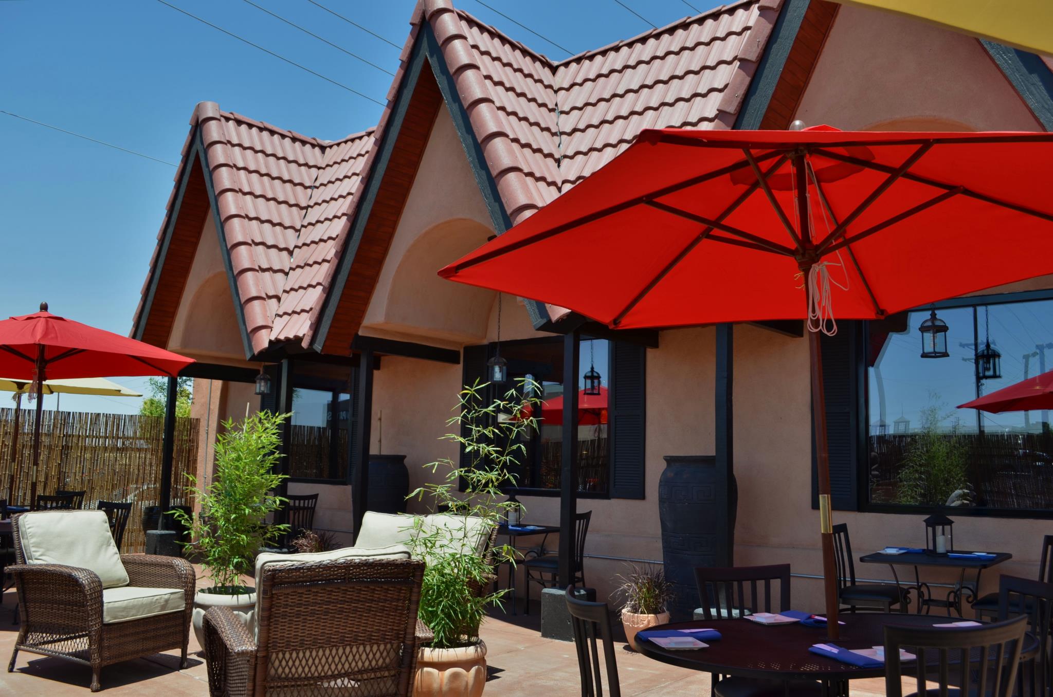 HOME • Far East Fuzion Sushi Bar & Lounge