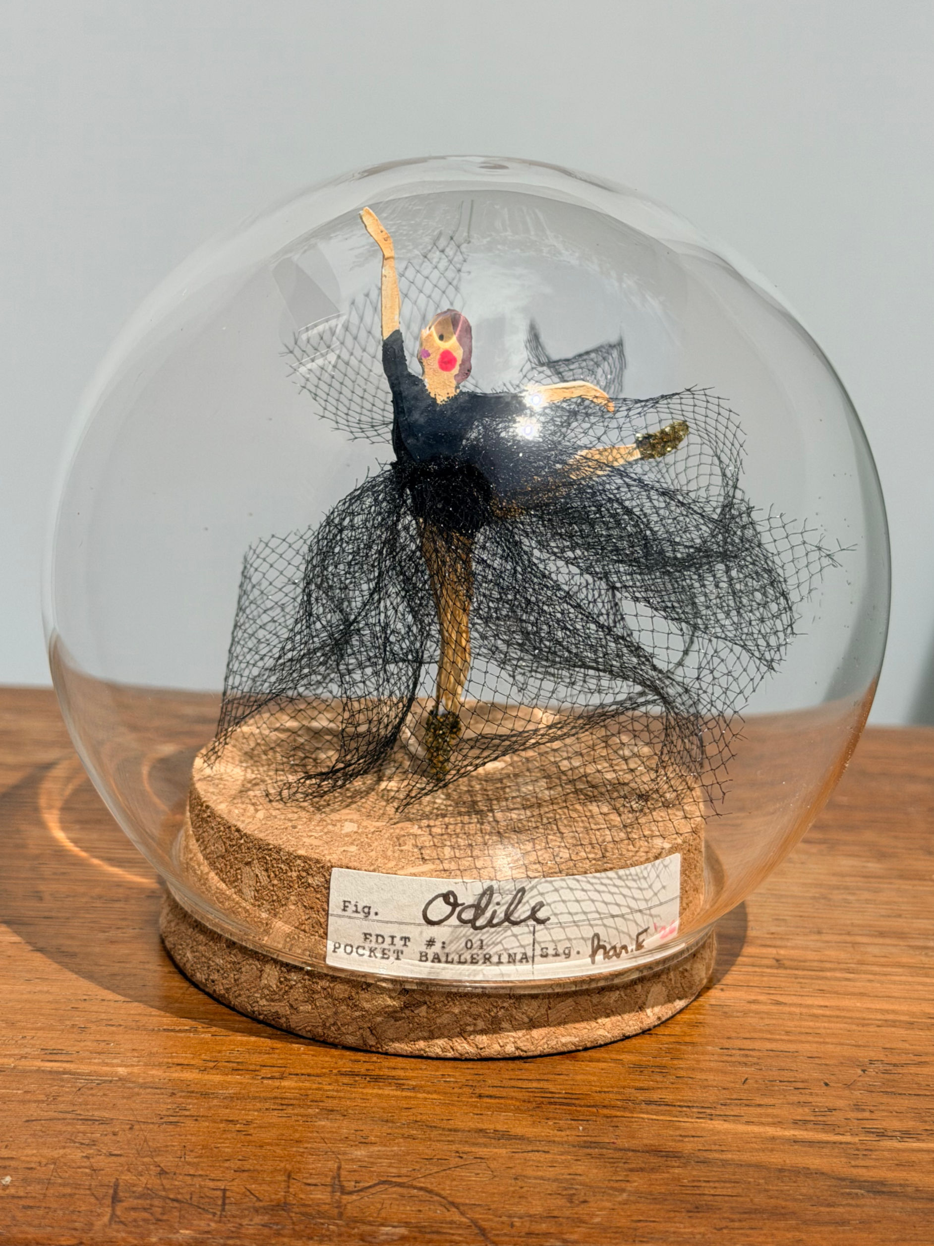 Odile | Pocket Ballerina Globe