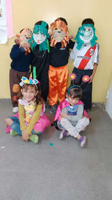 Chicos jugando en el Jardin maternal