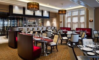 Dining at the Wayne Hotel in Wayne, Pennsylvania, featuring Rosalie, an Italian restaurant with rustic‑chic décor, wood‑oven pizzas, handmade pastas, and warm lighting that blends historic Main Line charm with modern hospitality.