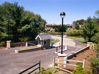 Sherwood Oaks Gate House