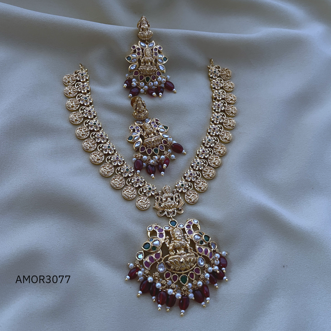 Antique Short Necklace