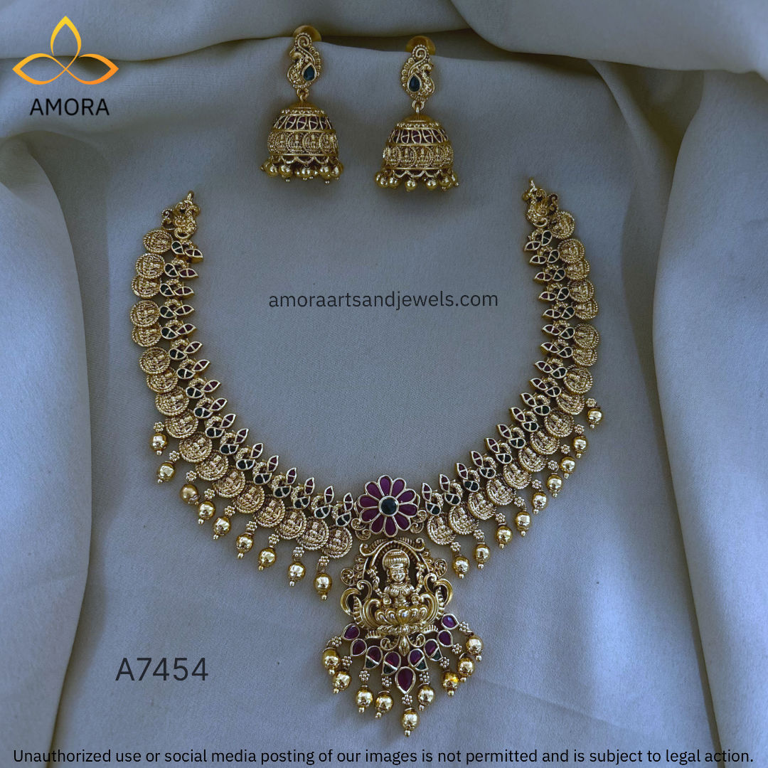 Antique Polished Short Necklace - A7454