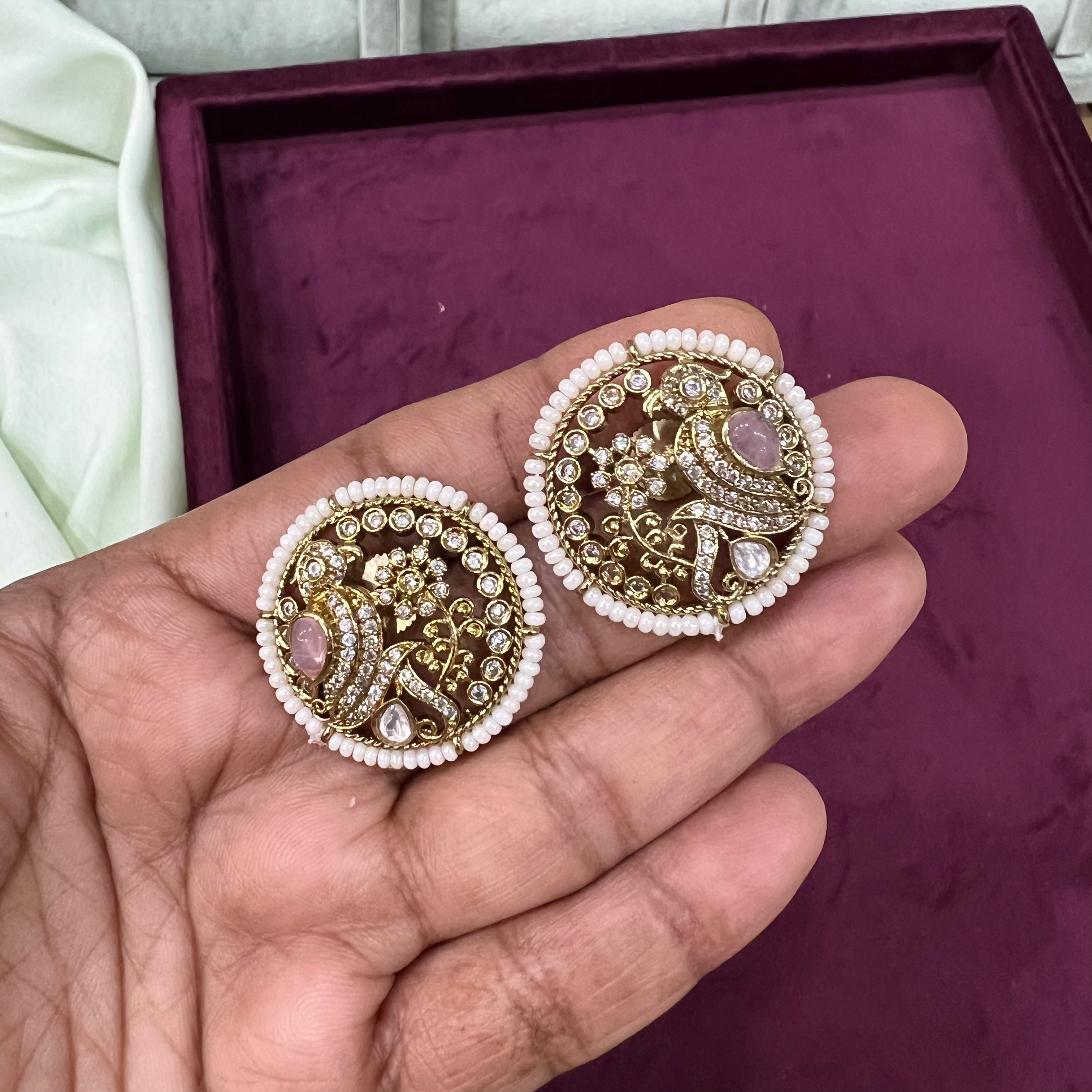 Traditional stud Earring - A6331