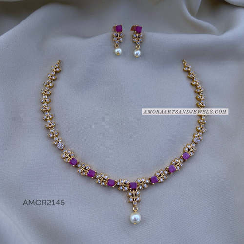 Amora Necklace