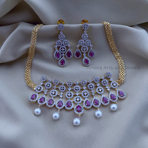 White stone HighNeck Chocker Amora Art and Jewels