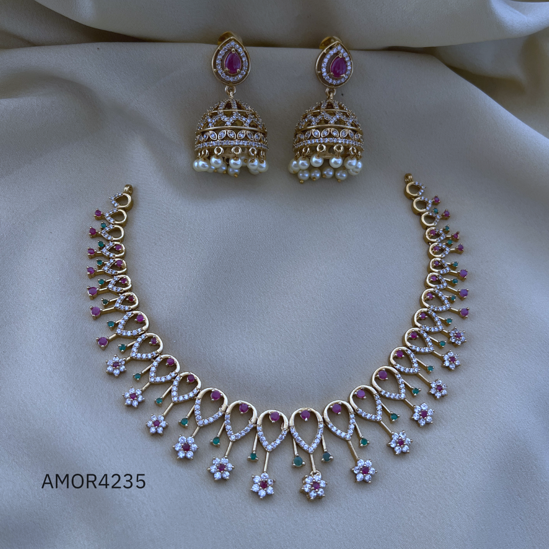 Antique Polished Short Necklace