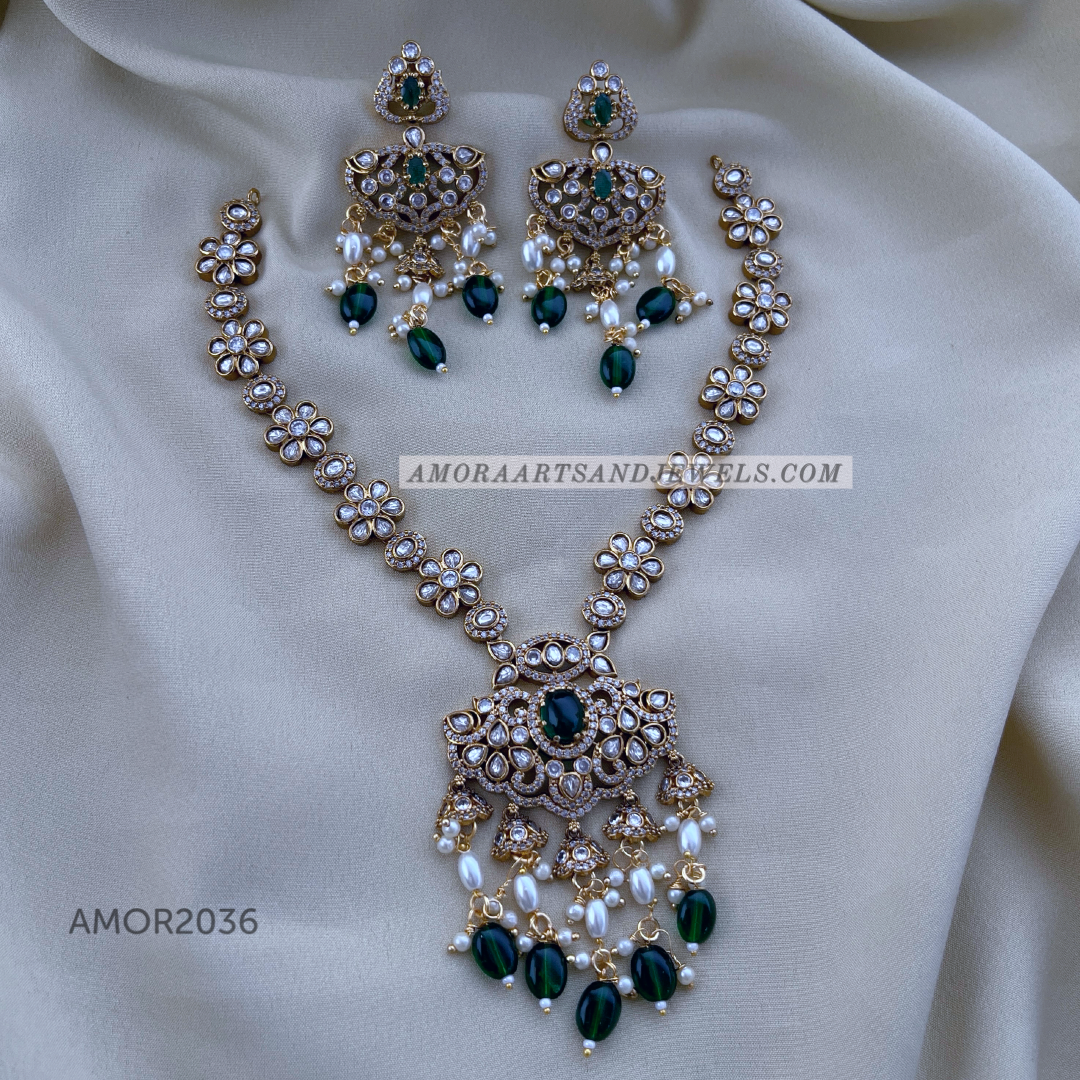 Victorian Polish Short Necklace