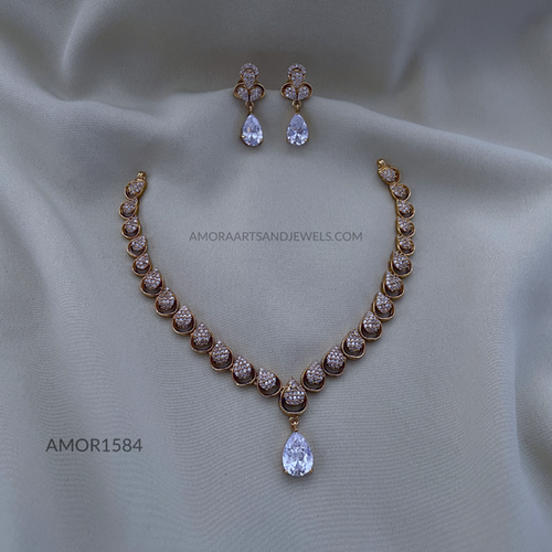 Antique Short Necklace Amora Art and Jewels