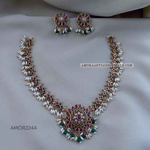 Antique Short Necklace Amora Art and Jewels