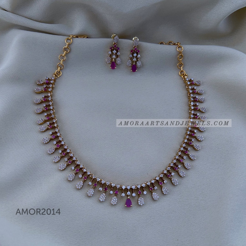 Antique Short Necklace Amora Art and Jewels