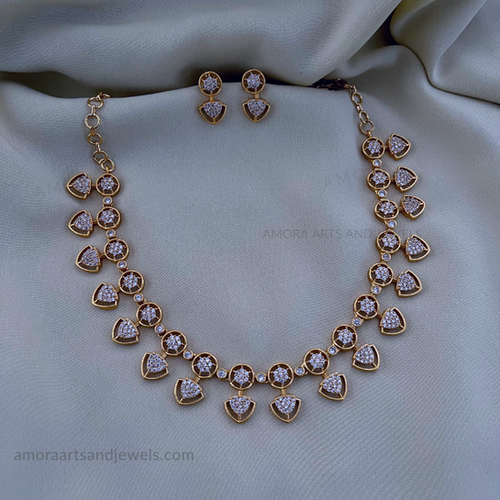 Antique Short Necklace Amora Art and Jewels