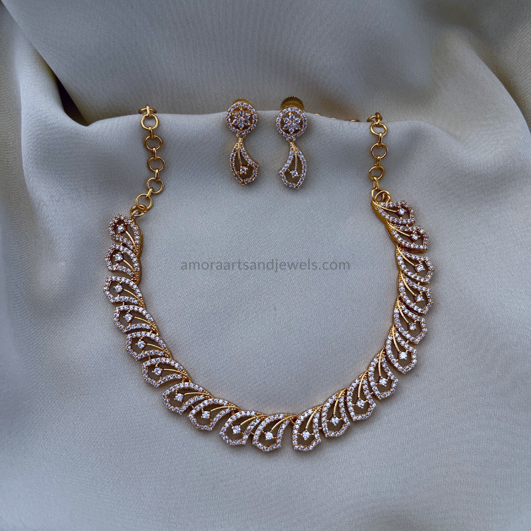 Antique Short Necklace