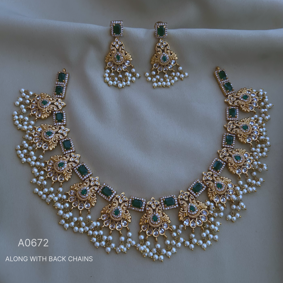 Antique Short Guttapusalu Necklace 