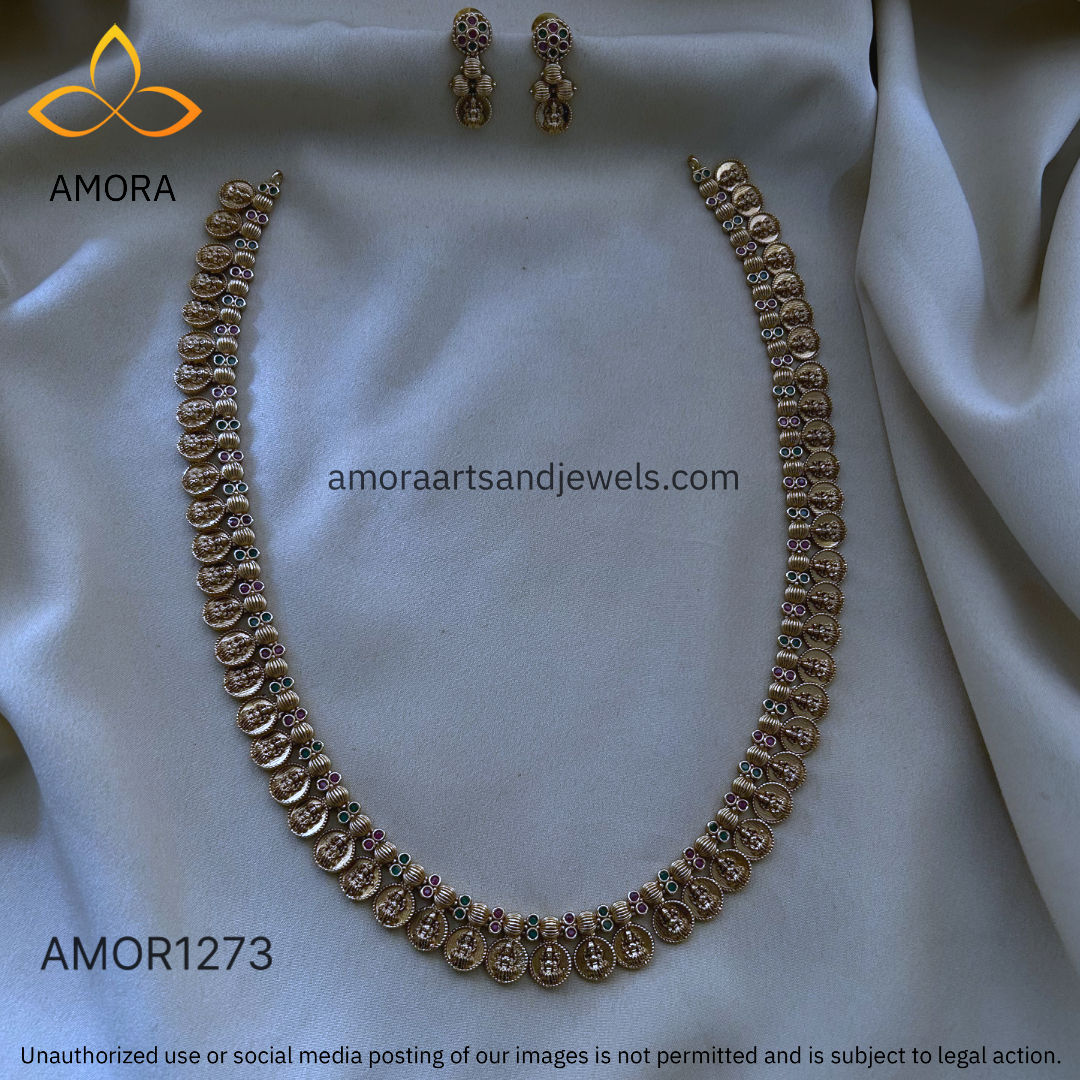 Antique Long Haram - Idol