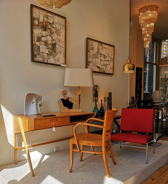 seventies-design-vintage-furniture_edited.jpg
