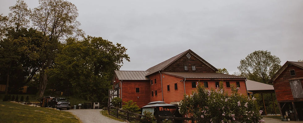 Owls-Hoot-Barn-Wedding-Venue-New-York-Catskills-Arius-12.03_edited.jpg