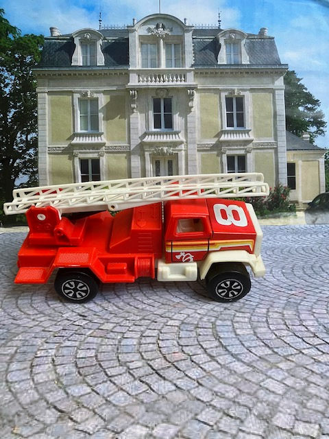 Miniature : Camion de pompiers Pacific 8 Joustra, cod 21974, échelle 1/60