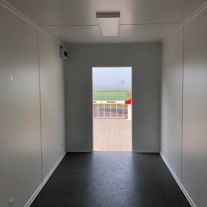 20 ft Bürocontainer Innenansicht