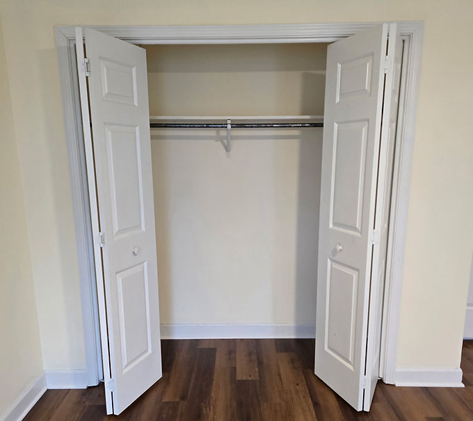 Bedroom2Closet.jpg
