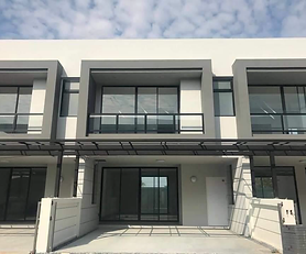 The Rich Bang Pa In Town Home