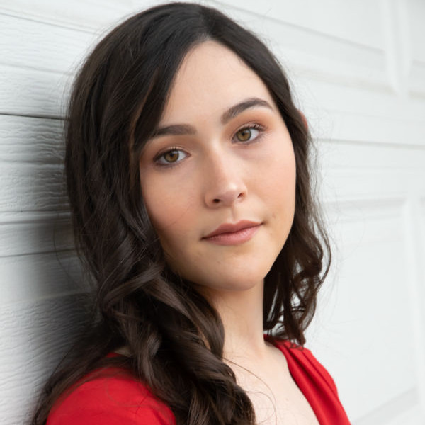 sell-headshot-600x900.jpg