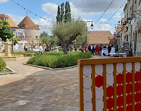 Le Village de Sully Location Jeux en bois géant Paris Mariage salle 78 Yvelines.jpg