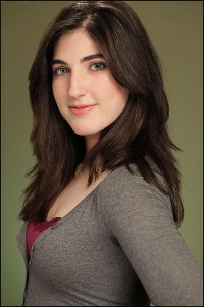 Sophia Popovits aka @sophiagetshungry